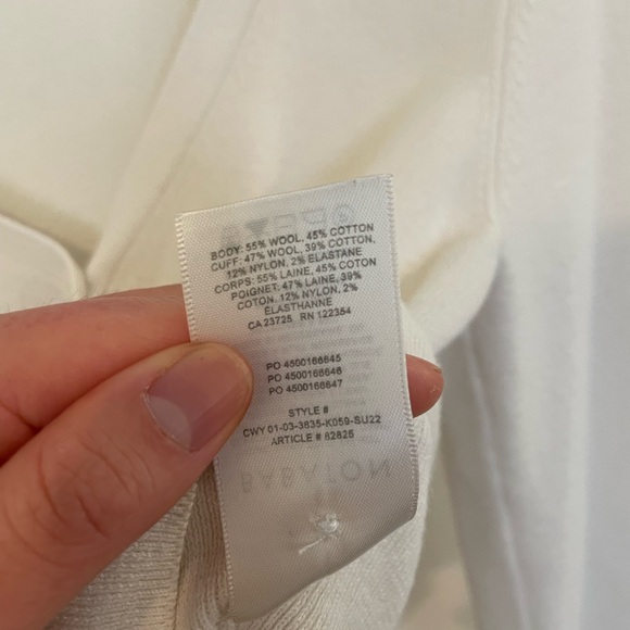 Babaton Cropped V-Neck White Cardigan - Picture 6 of 6